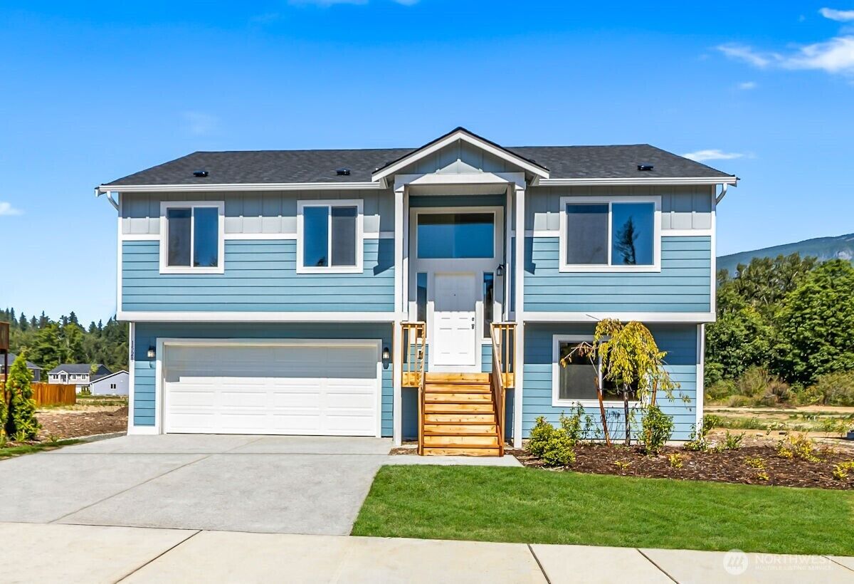 Property Photo:  1521  Alder Lane  WA 98251 