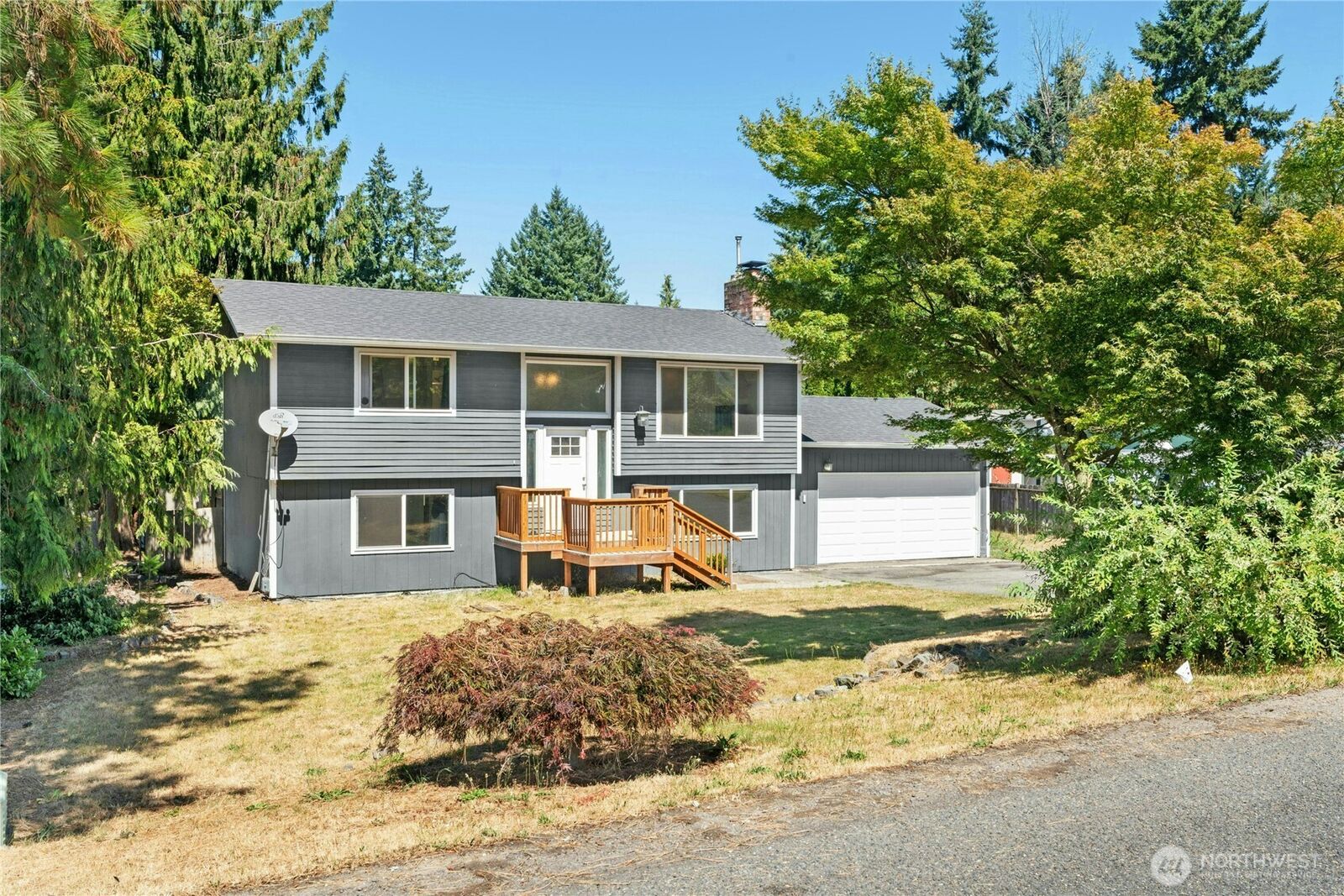 Property Photo: 10317 147th Street E WA 98374