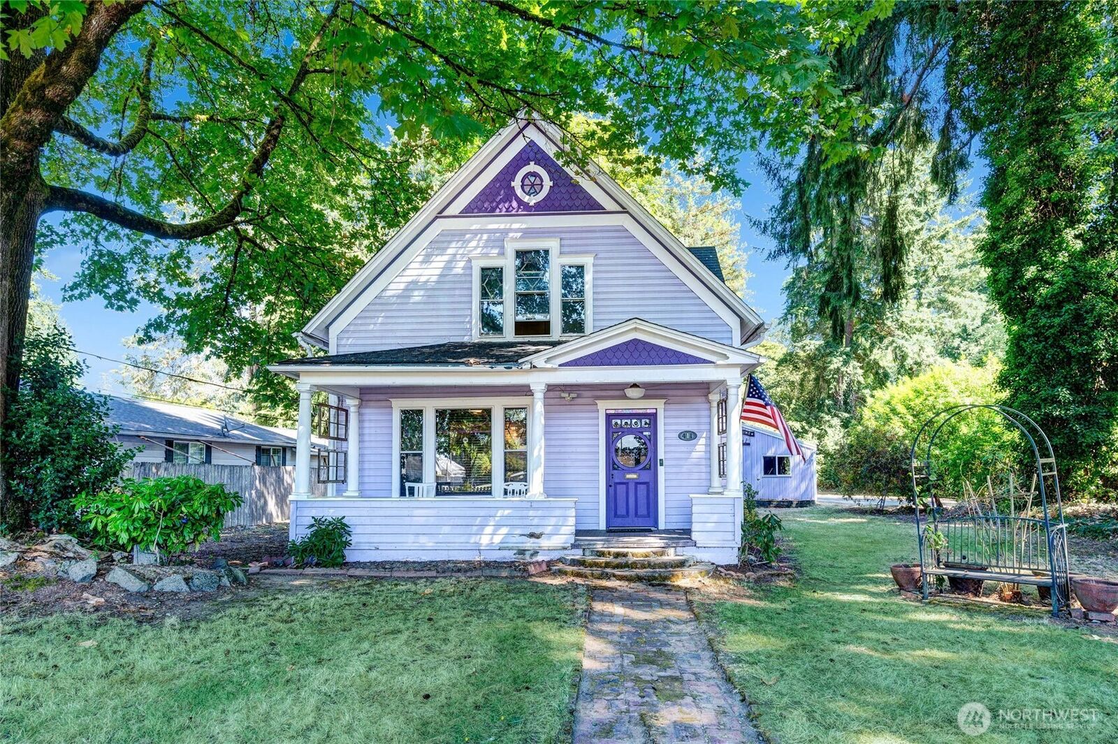 Property Photo: 411 S Lewis Street WA 98272