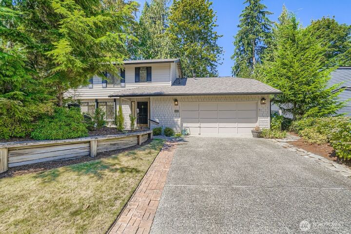 Property Photo: 16629 158th Place SE WA 98058