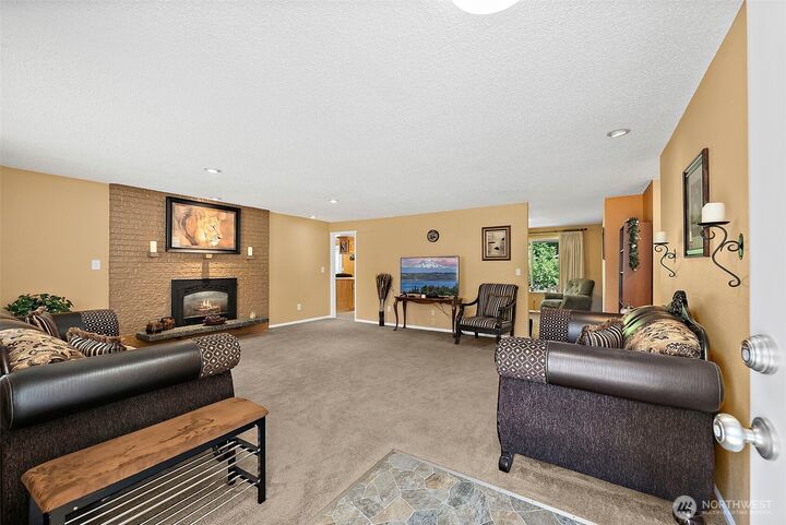 Property Photo:  2727  108th E  WA 98372 
