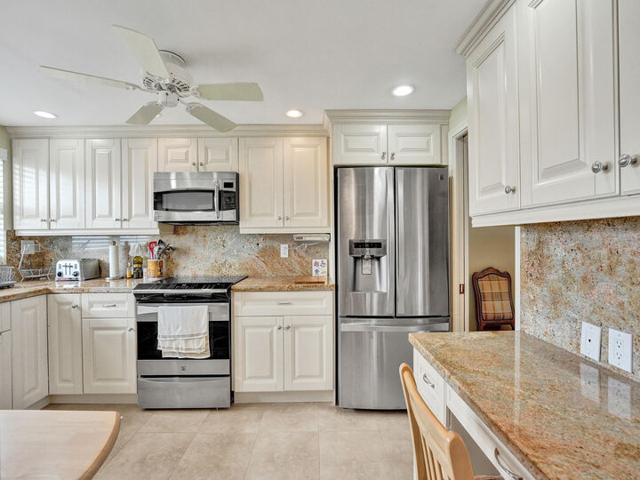 Property Photo:  3300 S Ocean Boulevard 1021-C  FL 33487 