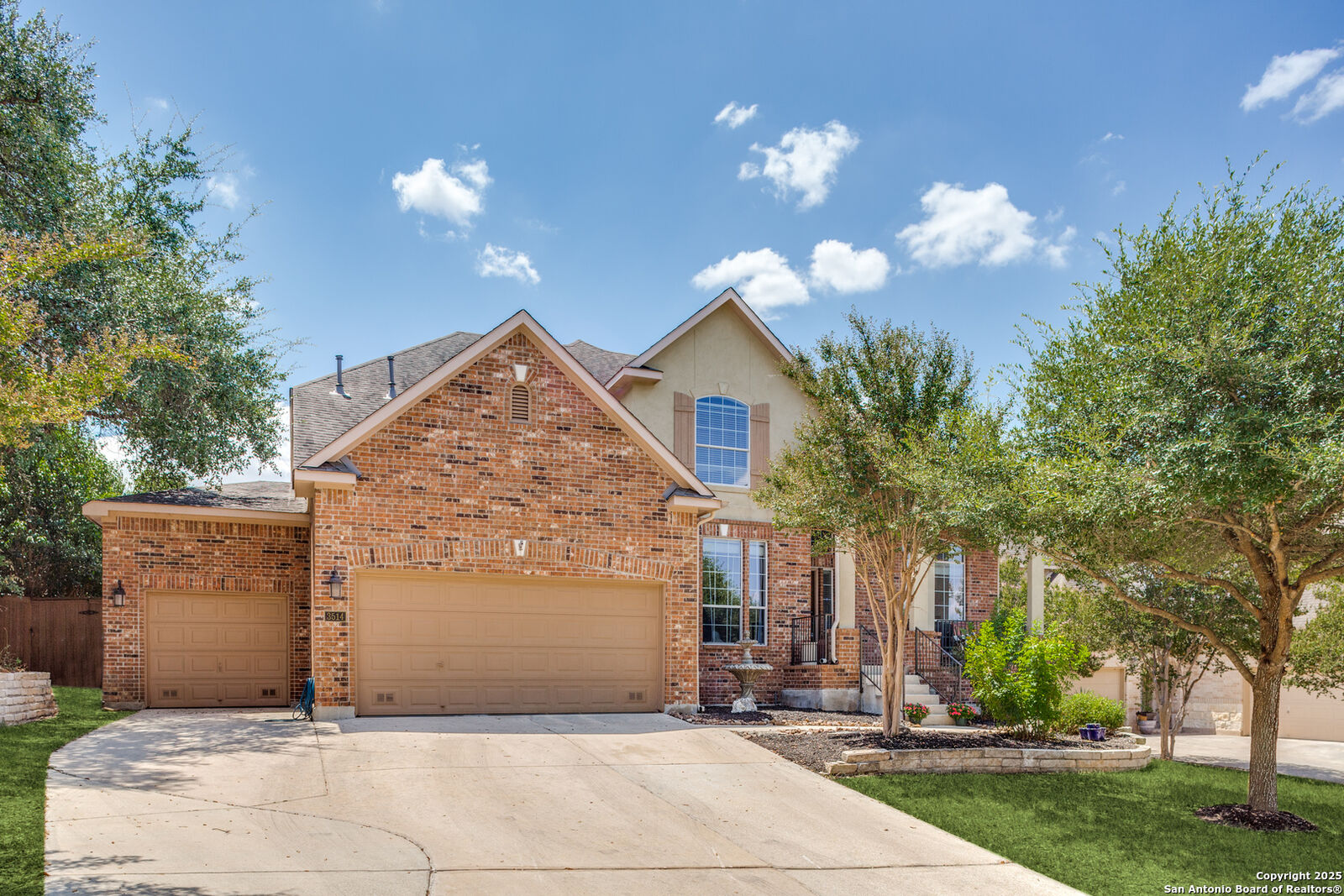 Property Photo: 3514 Puesta De Sol TX 78261