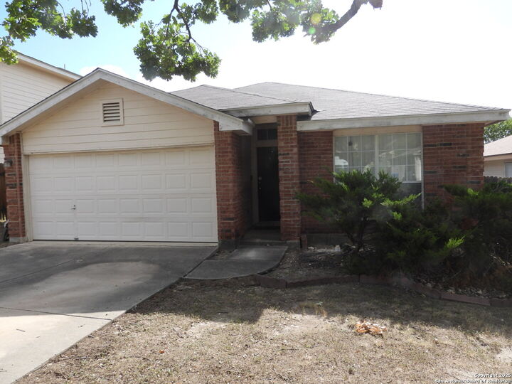 Property Photo: 630 Leopard TX 78251