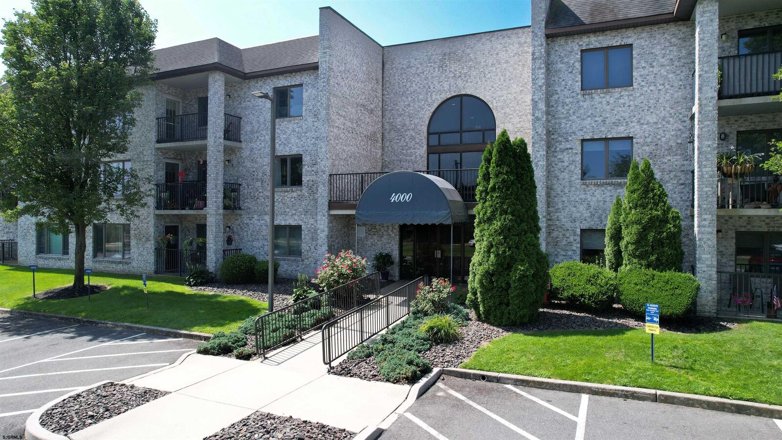 Property Photo: 4109 Dolphin Ave 4109 NJ 08225