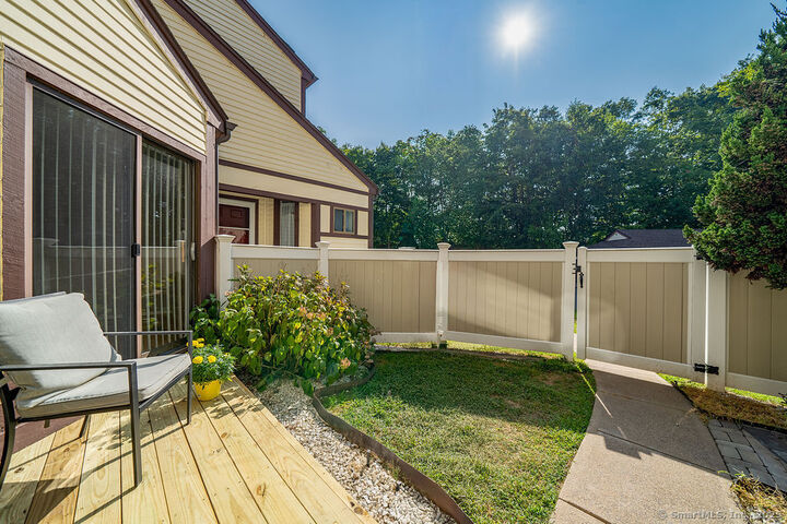 Property Photo:  81 Main Street 20B  CT 06405 