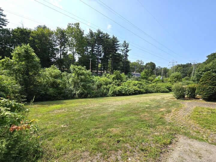 Property Photo:  236 Garry Drive  CT 06052 