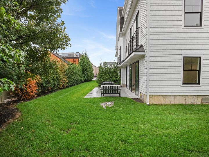 Property Photo:  345 Reef Road C9  CT 06824 