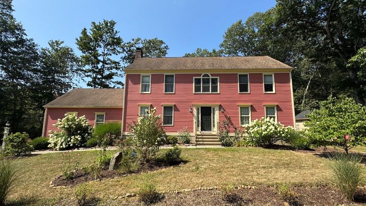 Property Photo:  1498 Little Meadow Road  CT 06437 