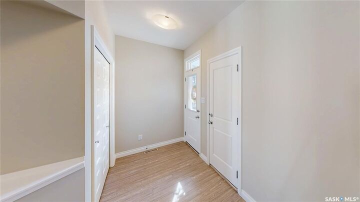 Property Photo:  4606 Green Brooks Way E  SK S4V 3K6 