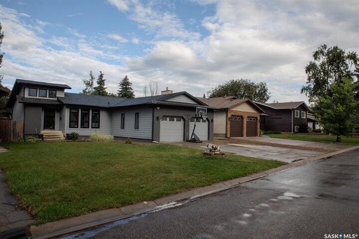 Photo de la propriété:  11219 Gardiner Drive  SK S9A 3M5 