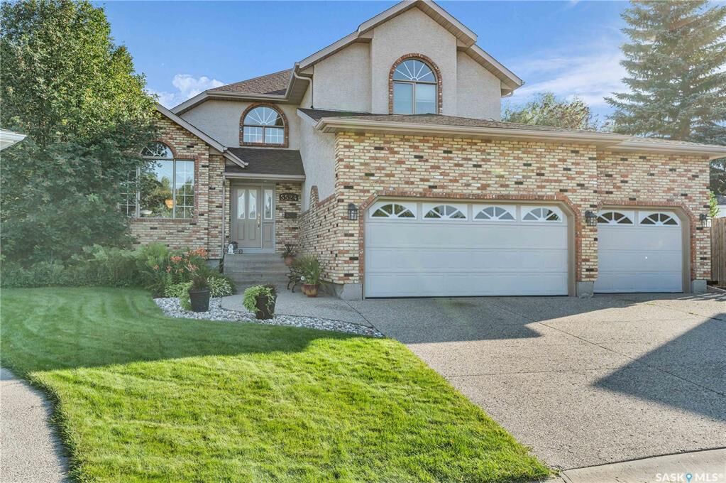 Property Photo:  5524 Busch Place  SK S4X 4G9 