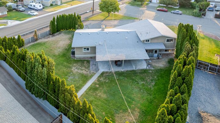 Property Photo:  620 N Rd 39  WA 99301 