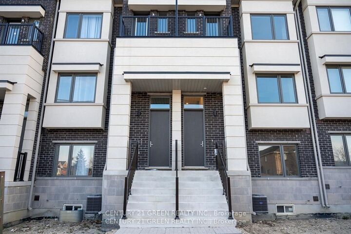 142 Landsbridge Street  Caledon ON L7E 2E1 photo
