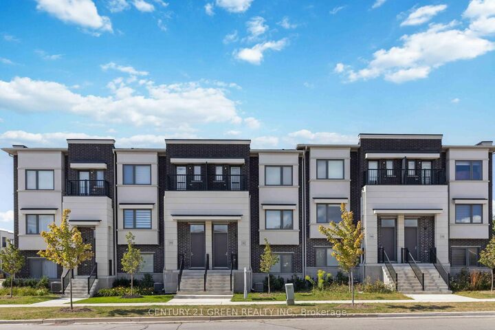 142 Landsbridge Street  Caledon ON L7E 2E1 photo