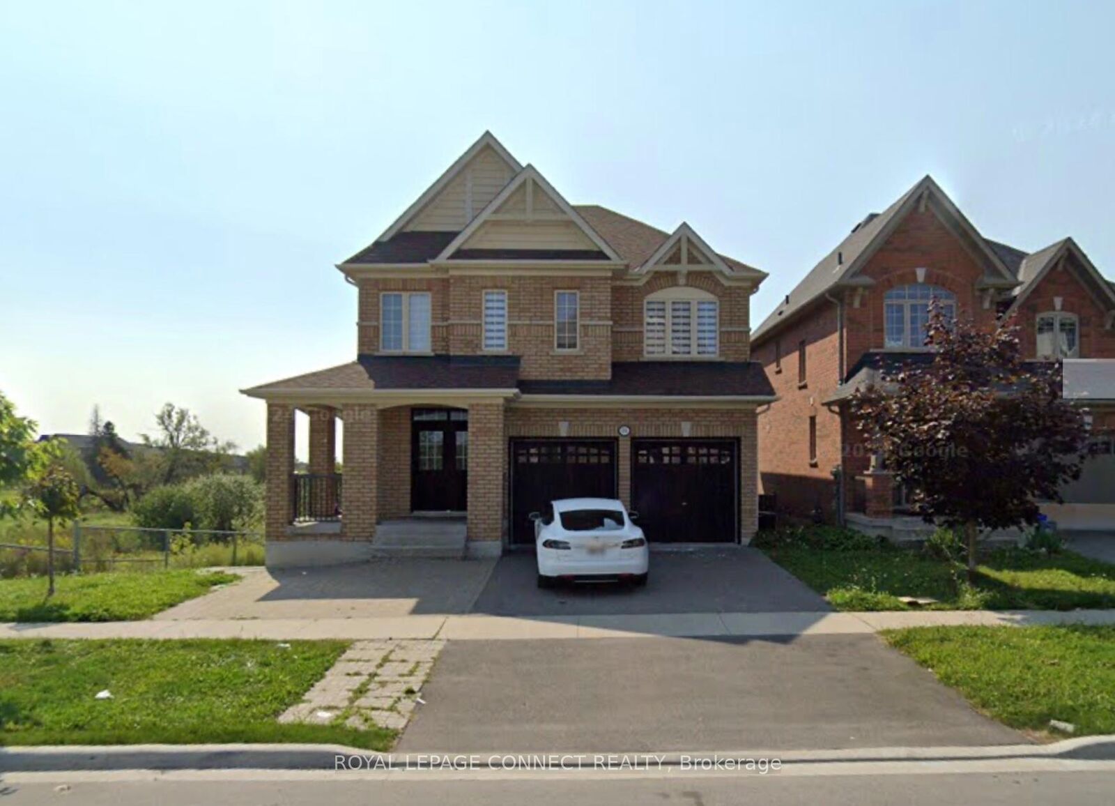 Property Photo:  153 Windfields Farm Drive  ON L1L 0K2 