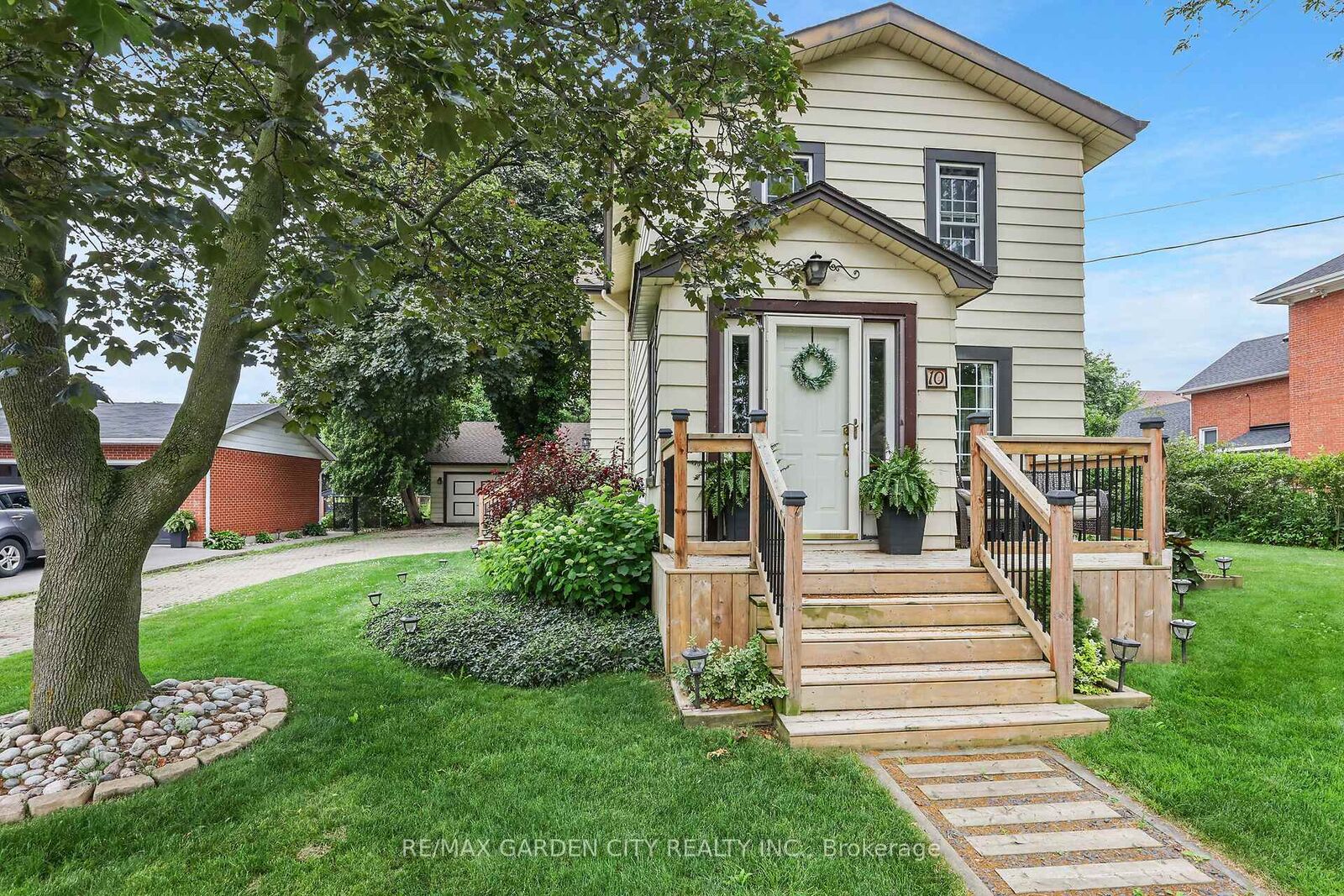 Property Photo:  10 Maple Avenue  ON L3M 3B6 
