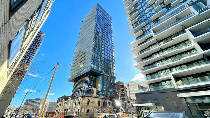 Photo de la propriété: 47 Mutual Street 401 ON M5B 0C6