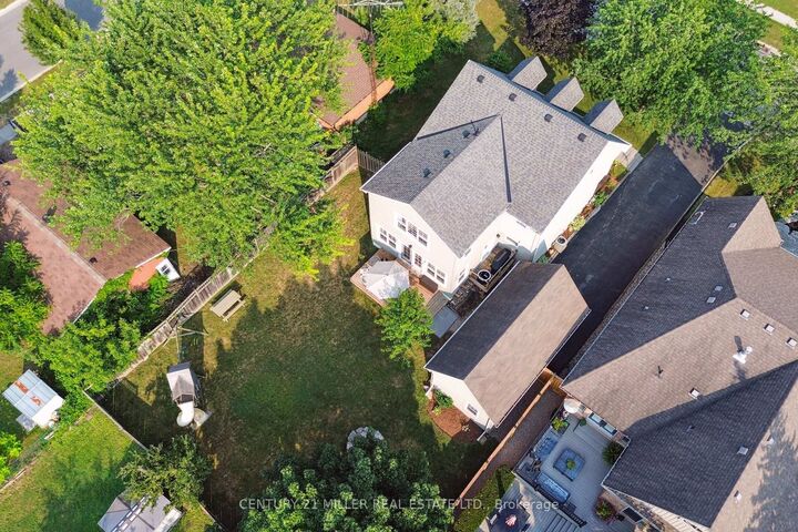 Property Photo:  99 Barton Street  ON L9T 1C8 
