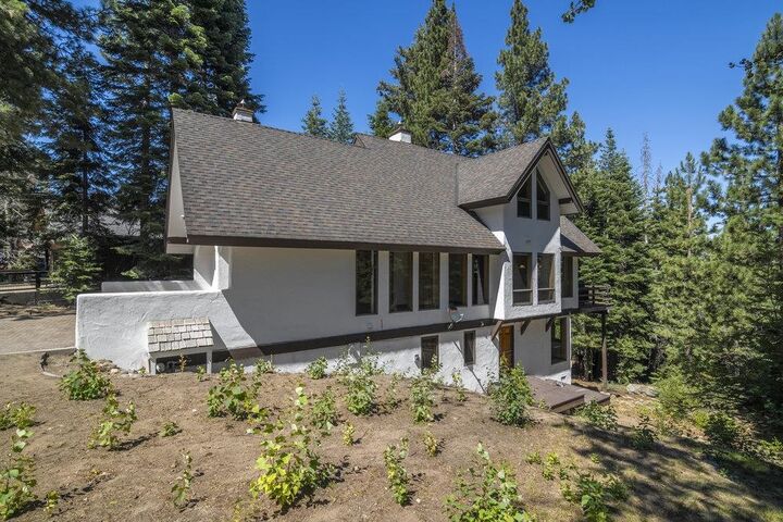 Property Photo: 7301 Chinkapin Road CA 96142-2507