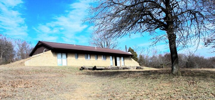 Property Photo: 5452 W 730 Road OK 74441