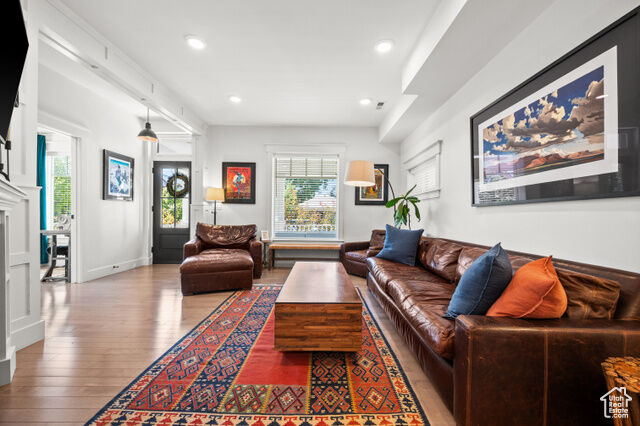 Property Photo: 1123 E Roosevelt Ave UT 84105
