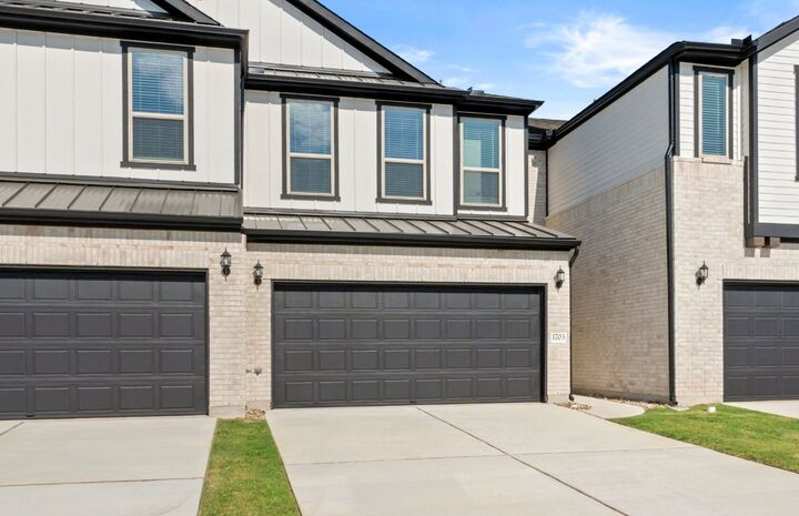 Property Photo: 2725 Woodall Drive 1703 TX 78613