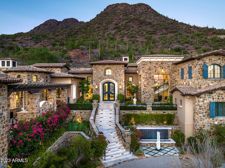 Property Photo: 11200 E Canyon Cross Way AZ 85255