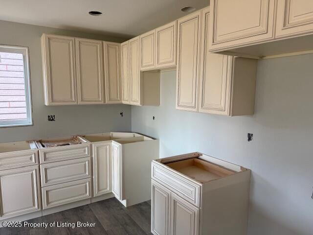 Property Photo: 927 Shinagle Drive ND 58601