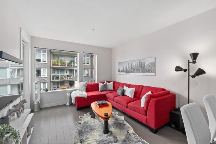 Property Photo:  255 W 1st Street 411  BC V7M 3G8 
