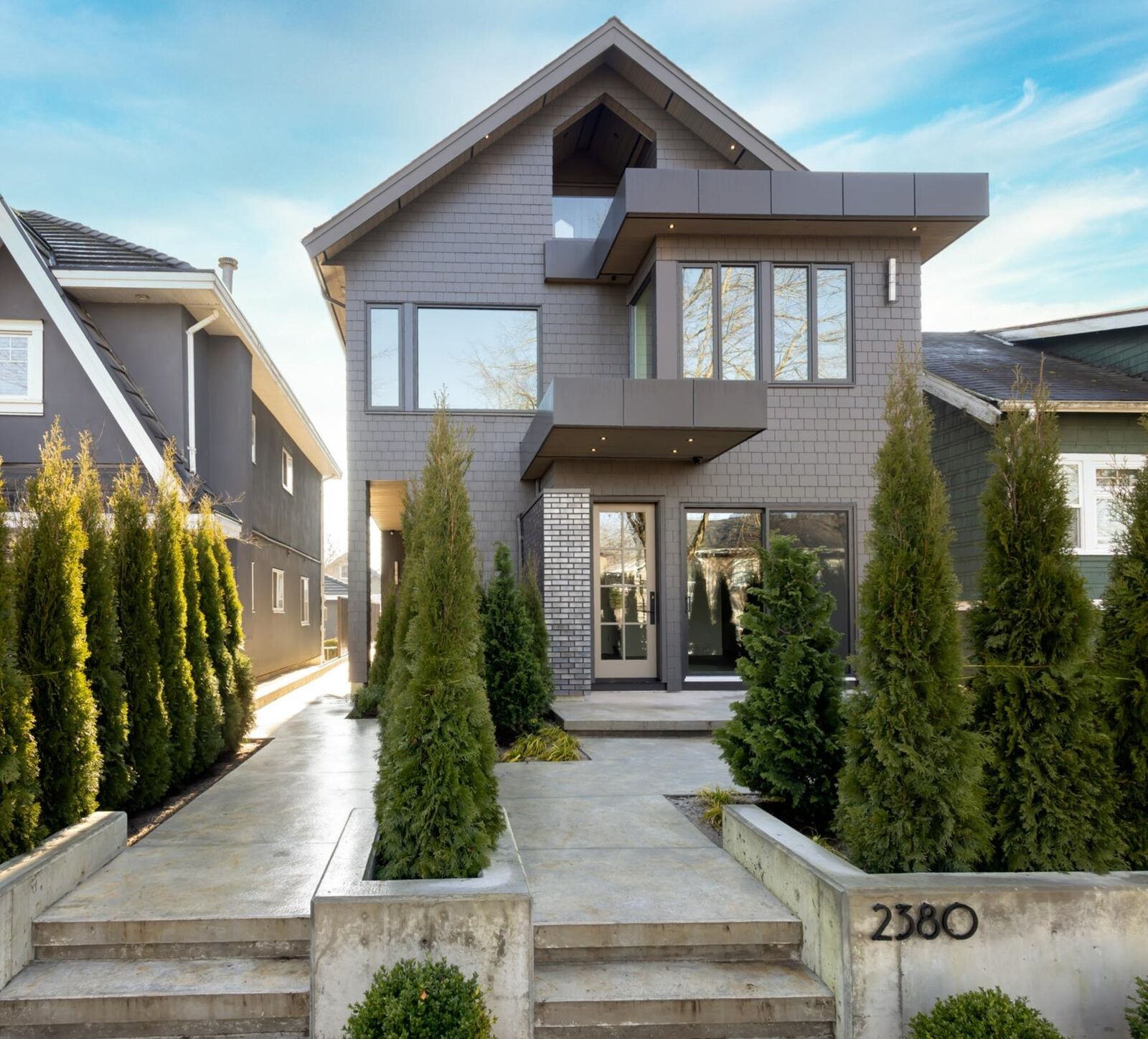 Property Photo: 2380 E 5th Avenue BC V5N 1N1