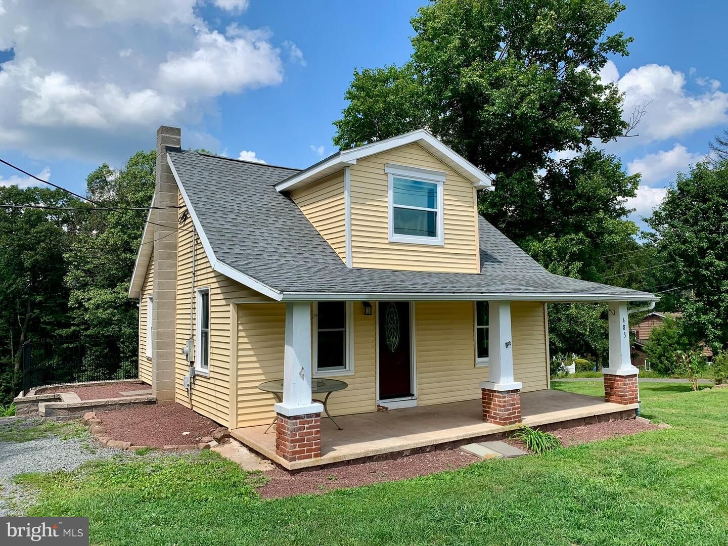 Property Photo: 483 Alleghenyville Road PA 19540