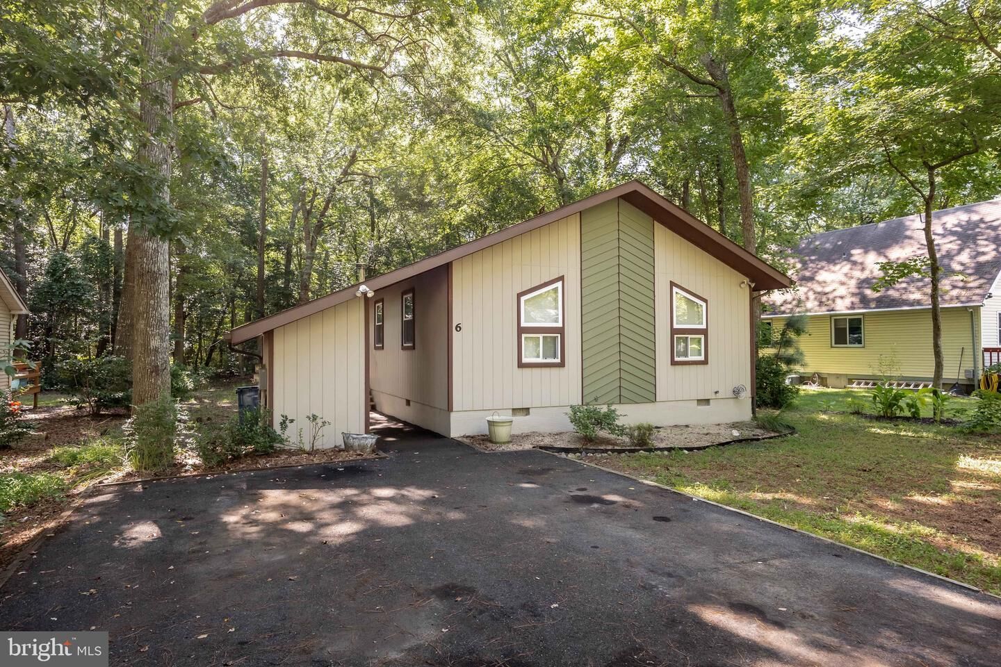 Property Photo:  6 Brandywine Drive  MD 21811 