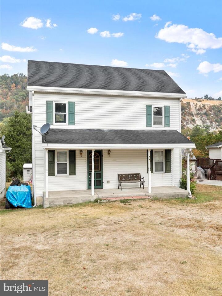 Property Photo: 739 Harrison Avenue WV 25411