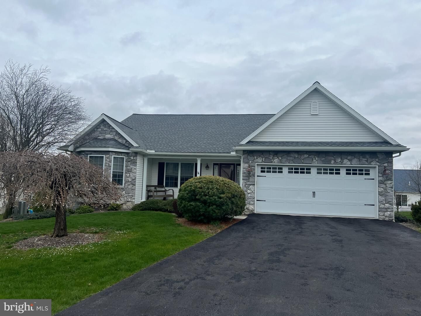 Property Photo:  1013 Helm Lane  PA 19605 