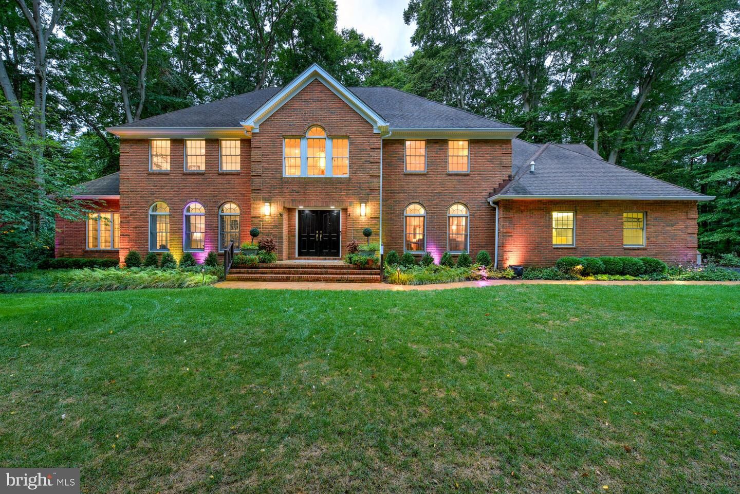 Property Photo:  1 Partridge Run  NJ 08550 