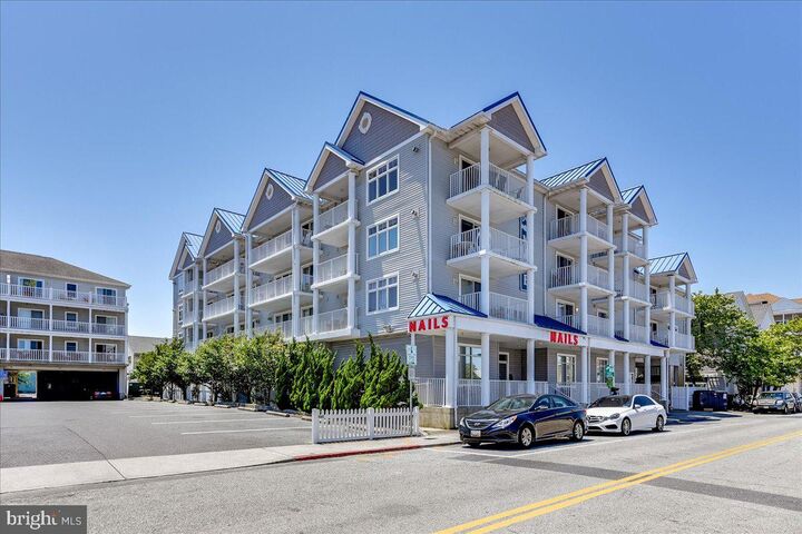 Property Photo:  107 Somerset Street 204  MD 21842