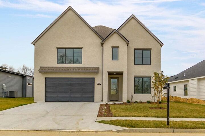 5037 Modesto Dr  Columbia MO 65203 photo