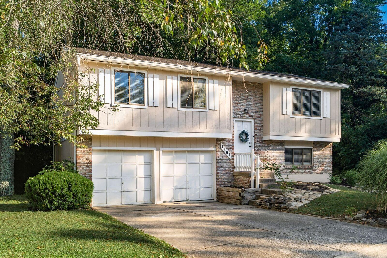 Property Photo:  4561 Alps Court  OH 43230 