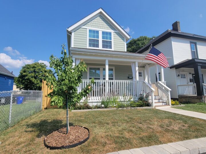 Property Photo: 1000 Campbell Avenue OH 43223