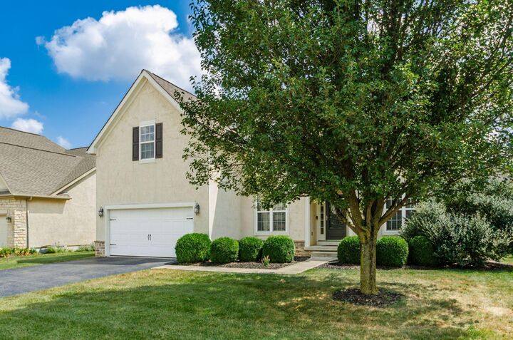 Property Photo:  8357 Danbridge Way  OH 43082 