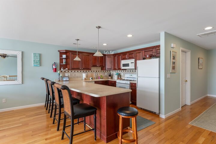Property Photo: 333 E 16th NJ 08260