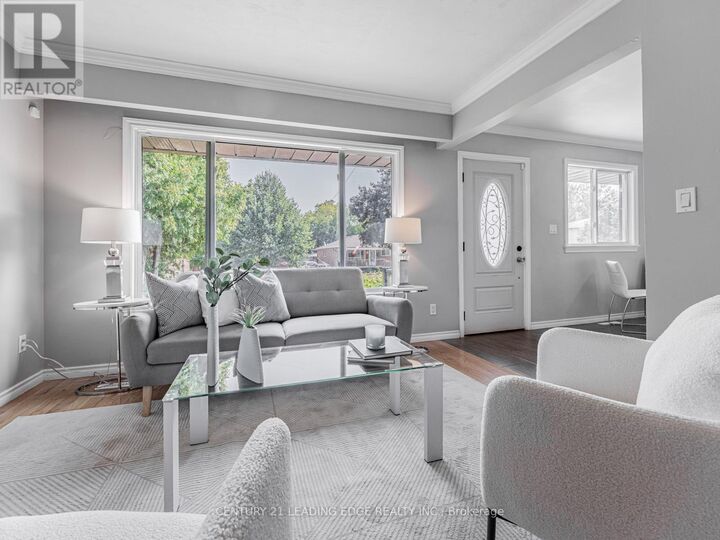 Property Photo:  130 Cabot Street  ON L1J 5R7 