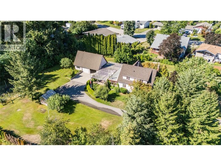 102 18th Street  Castlegar BC V1N 2M7 photo