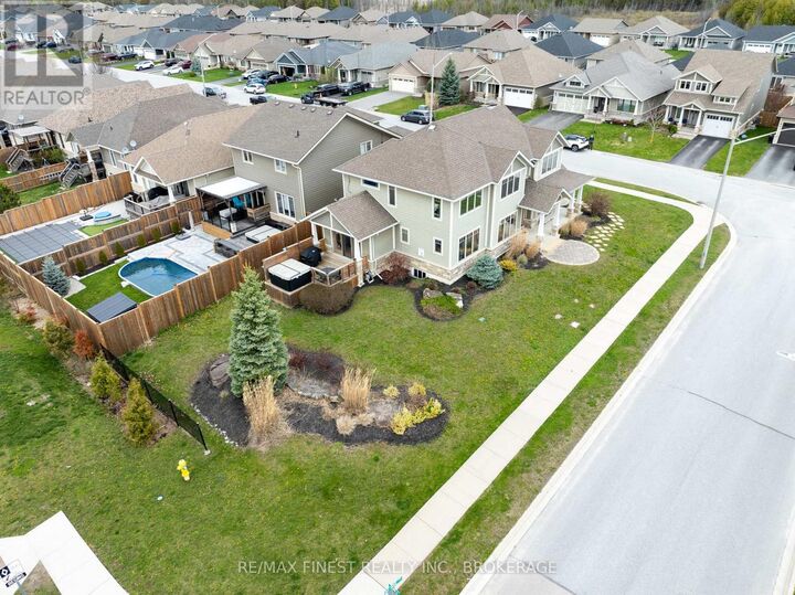 Photo de la propriété:  64 Tessa Boulevard  ON K8N 0B4 