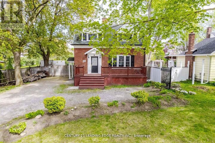 Property Photo:  980 King Street East  ON L1H 1H2 