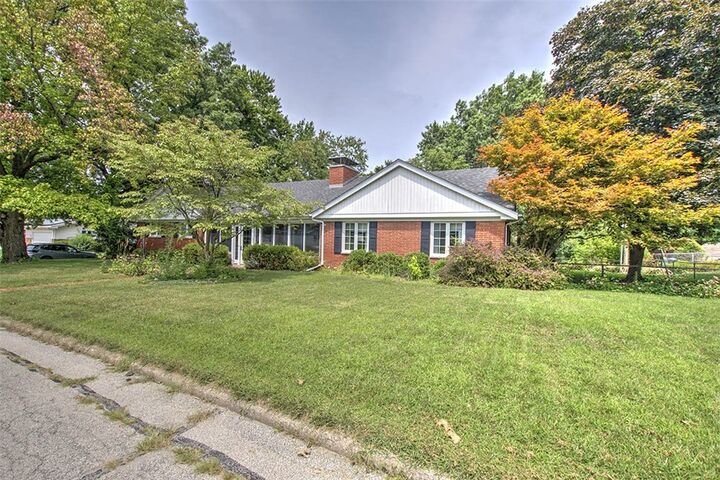 Property Photo: 612 W Karen Drive IL 62526