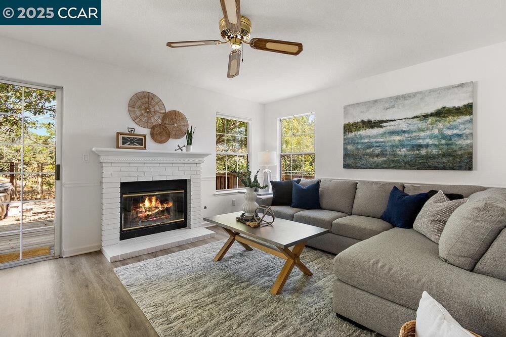 Property Photo: 249 Netherby Pl CA 94523