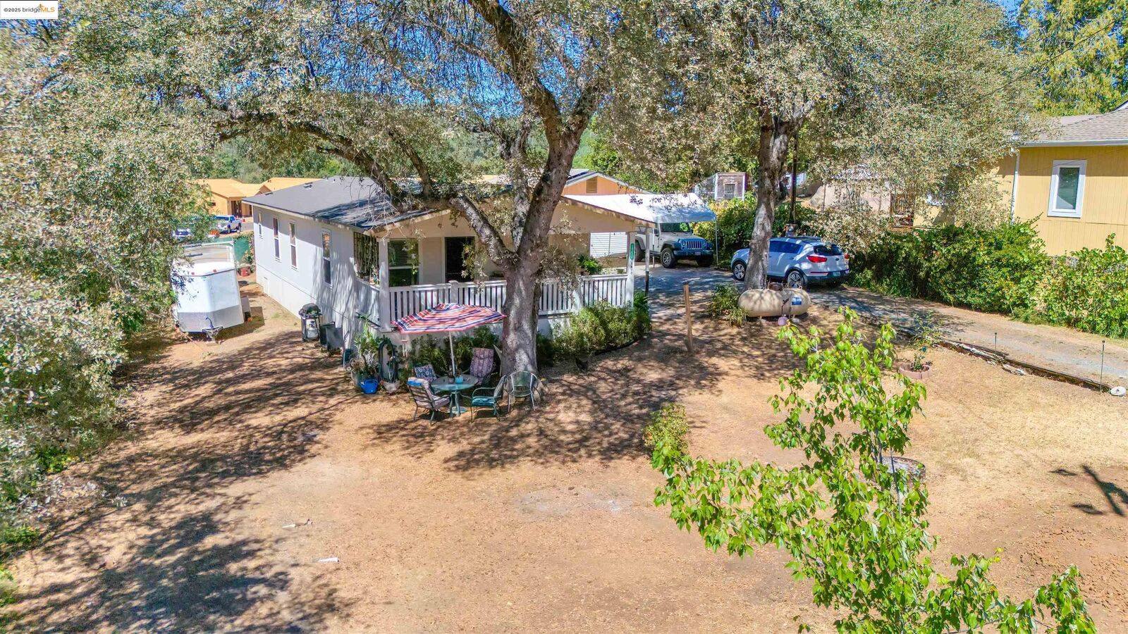 Property Photo: 18410 Oak St CA 95379