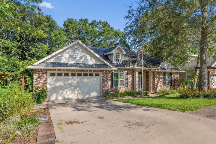 Property Photo:  229 Hillside Drive  FL 32578 